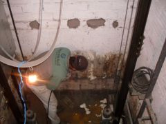 Construtora R Carlos - Injeção com Espuma e Gel de poliuretano em poço de elevador