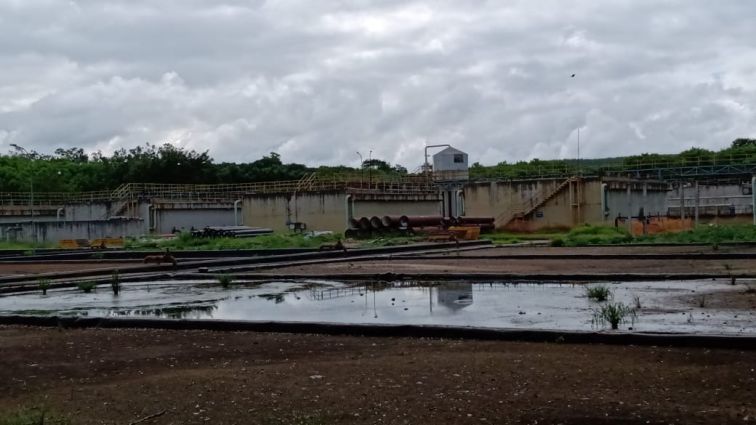 ETE Ipatinga - MG - Execução 776,00 m² de poliuretano Elastomerico - MC - Flex 2099 - MC - Bauchemie - Impermeável Engenharia 